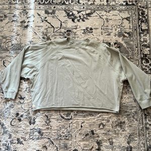 Vuori comfy crop long sleeve tee